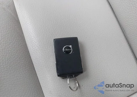 2023 Volvo Xc90 B6 Plus 7-Seater из США, поврежденный, VIN YV4062PN2P1990680